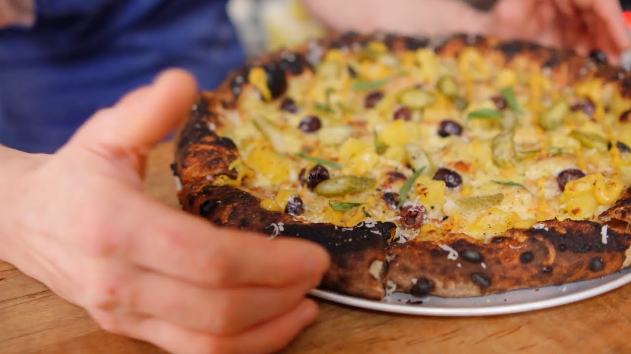 Chicago pizzeria breaks all of the rules but builds a strong following w/ Bungalow By Middle Brow