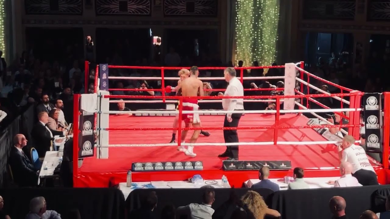 THE TAKEOVER: GREGOR MCPHERSON PRO BOXING DEBUT 26-11-22