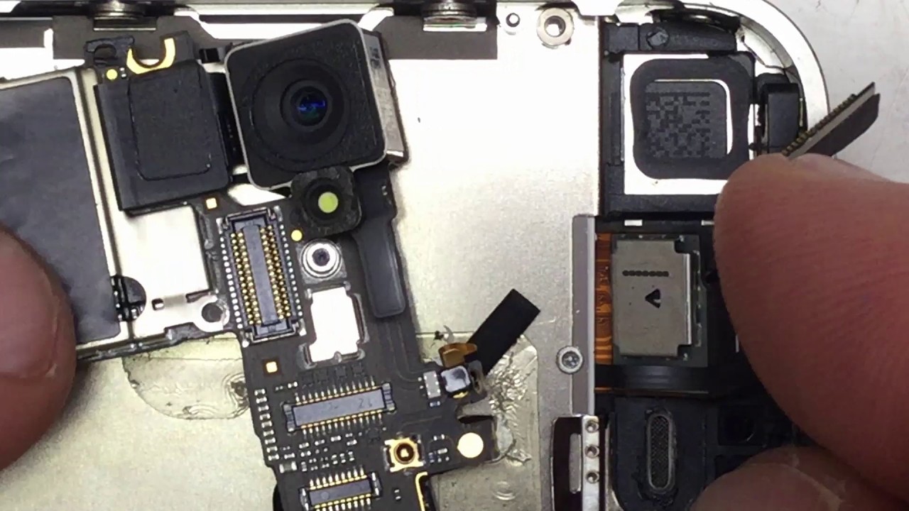 Разборка iPhone 4 с раздутой батареей