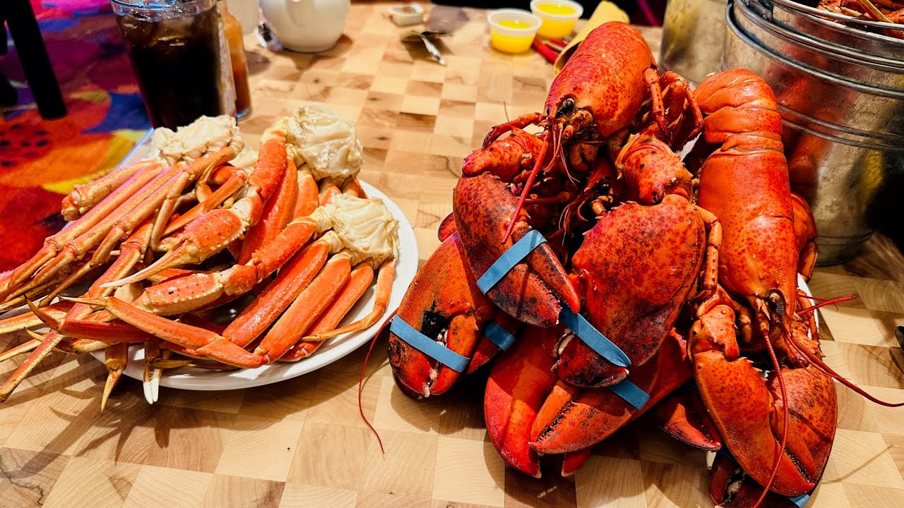 THE BEST ALL YOU CAN EAT LOBSTER & CRAB SEAFOOD BUFFET @ THIS FAMOUS CASINO IN NORTHERN CALIFORNIA