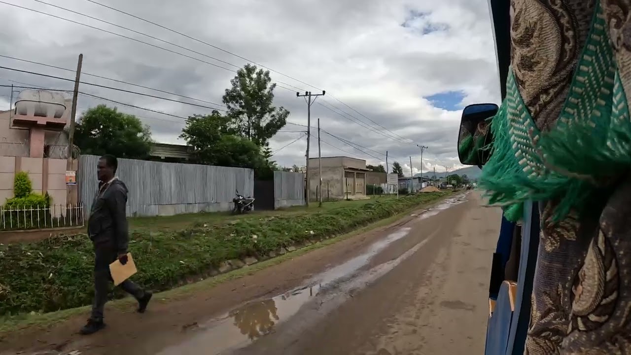 Дорога из аэропорта в Джинку на тук-туке 