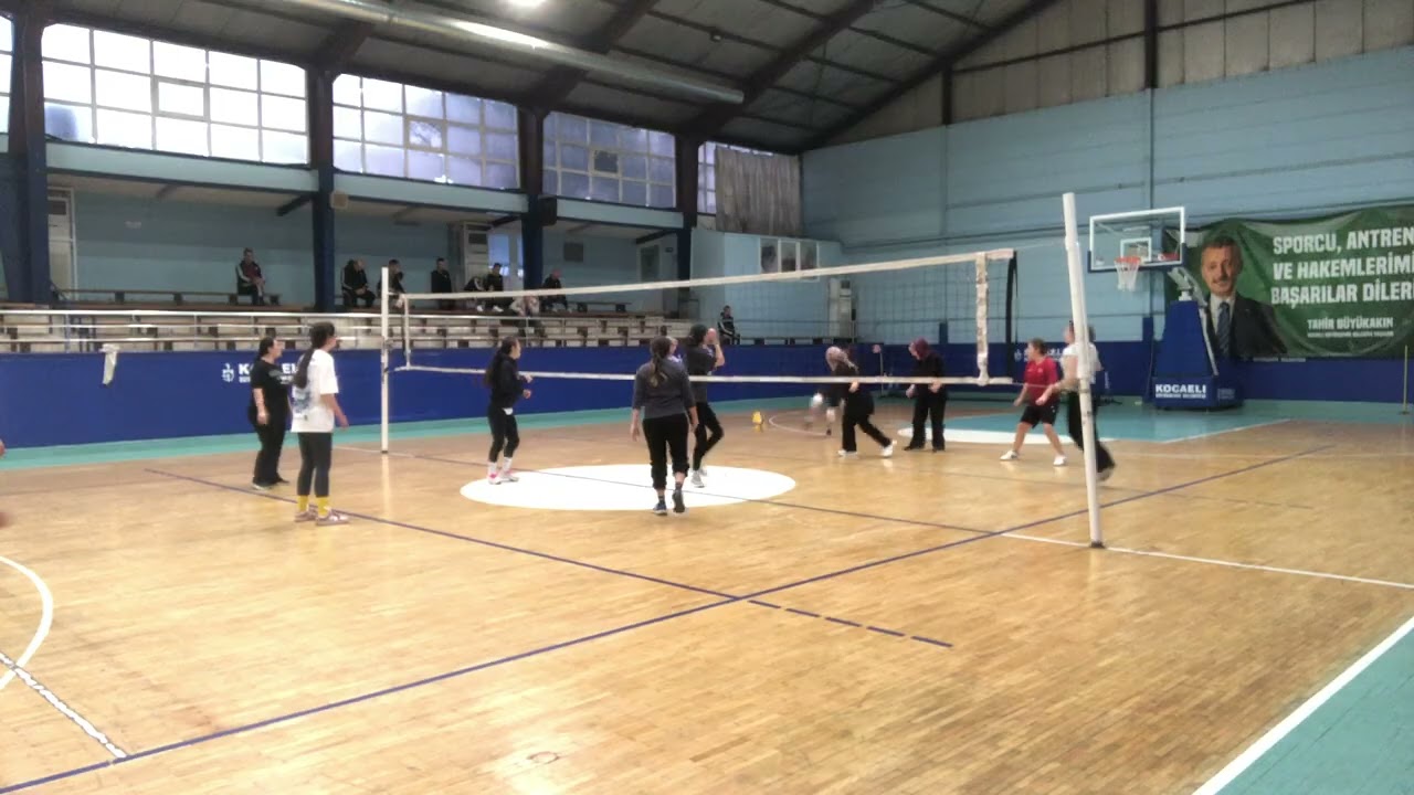 3 Şubat Salı voleybol 3. Set 