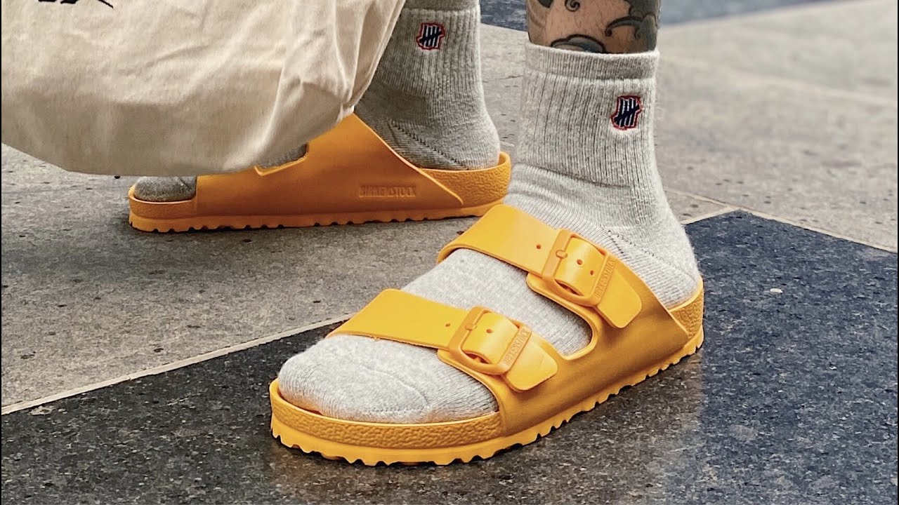 Всё, что вам нужно знать о сандалиях Birkenstock Arizona Eva (почти) для тех, кто впервые покупает обувь + на ногах