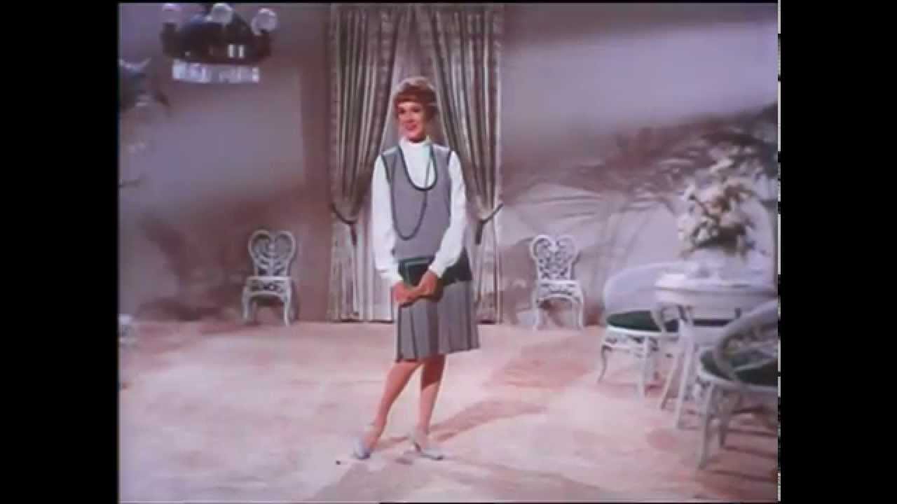 A Thoroughly Modern Wardrobe