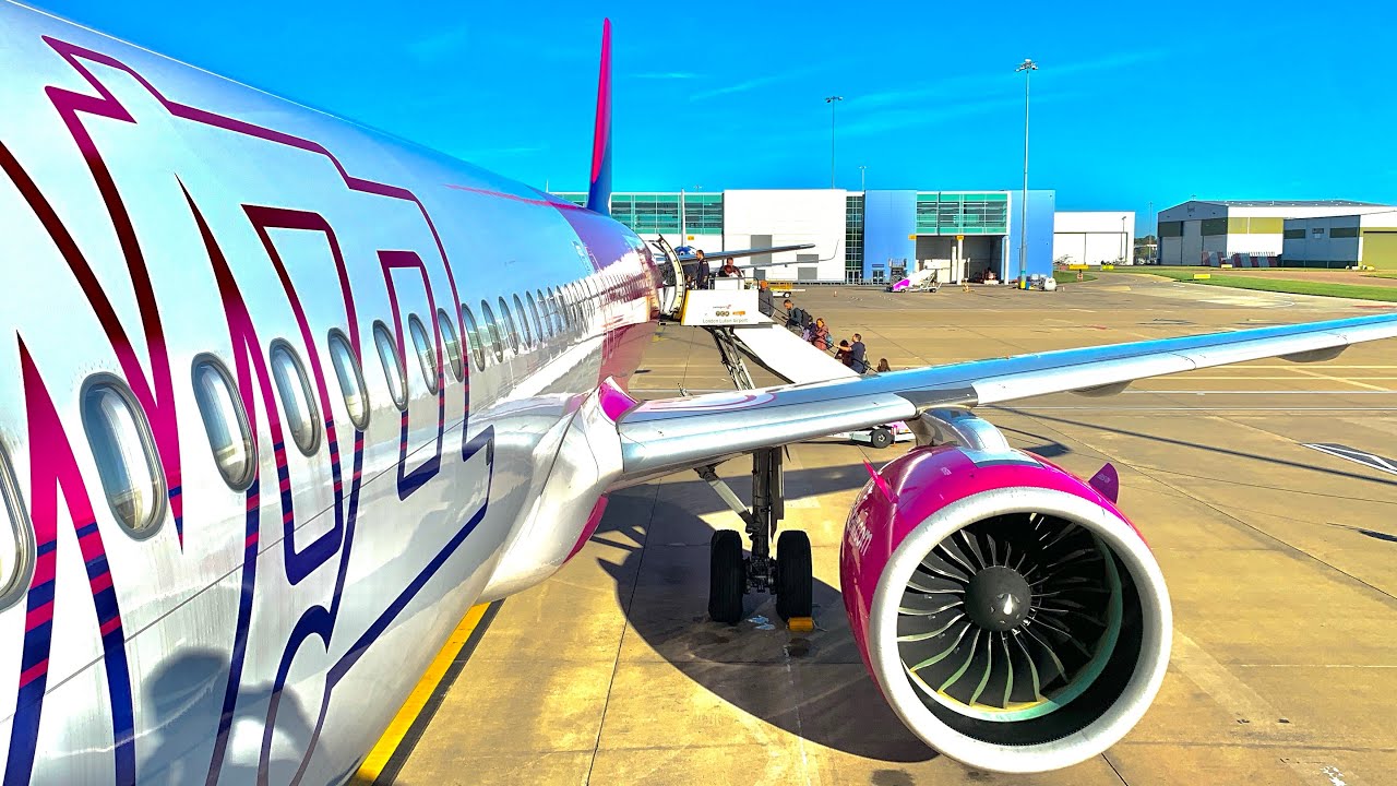 ✈ TRIP REPORT | WizzAir A321NEO | London Luton to Larnaca | W64459 | 22/10/23 | *Full Flight*