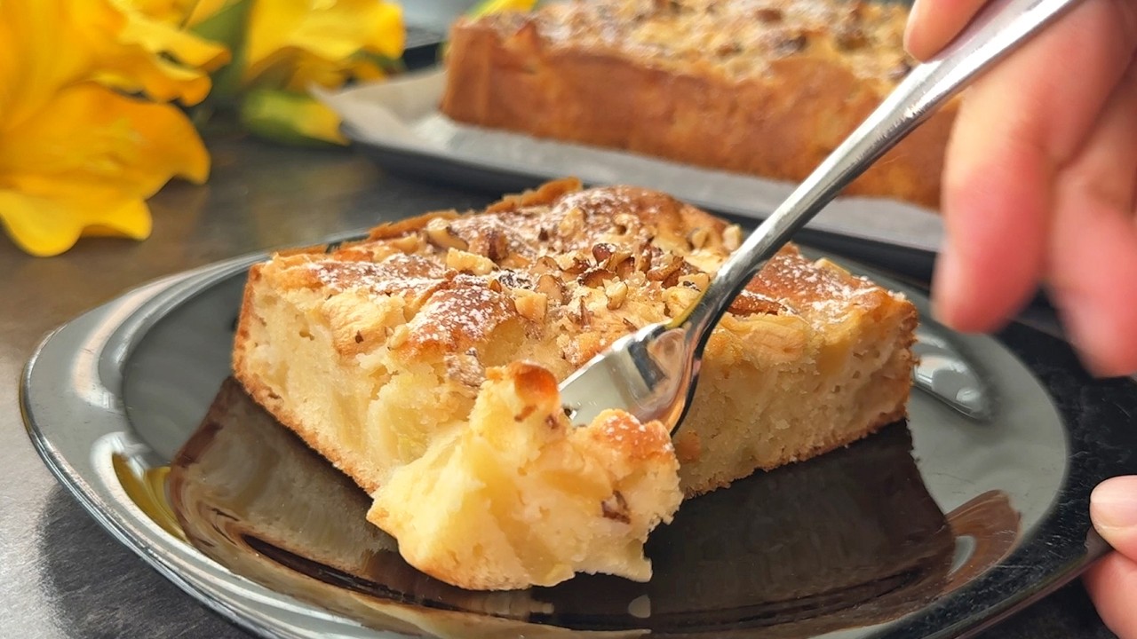 Самый вкусный ЯБЛОЧНЫЙ ПИРОГ!🍎🍏Пирог по бабушкиному рецепту за 15 минут!