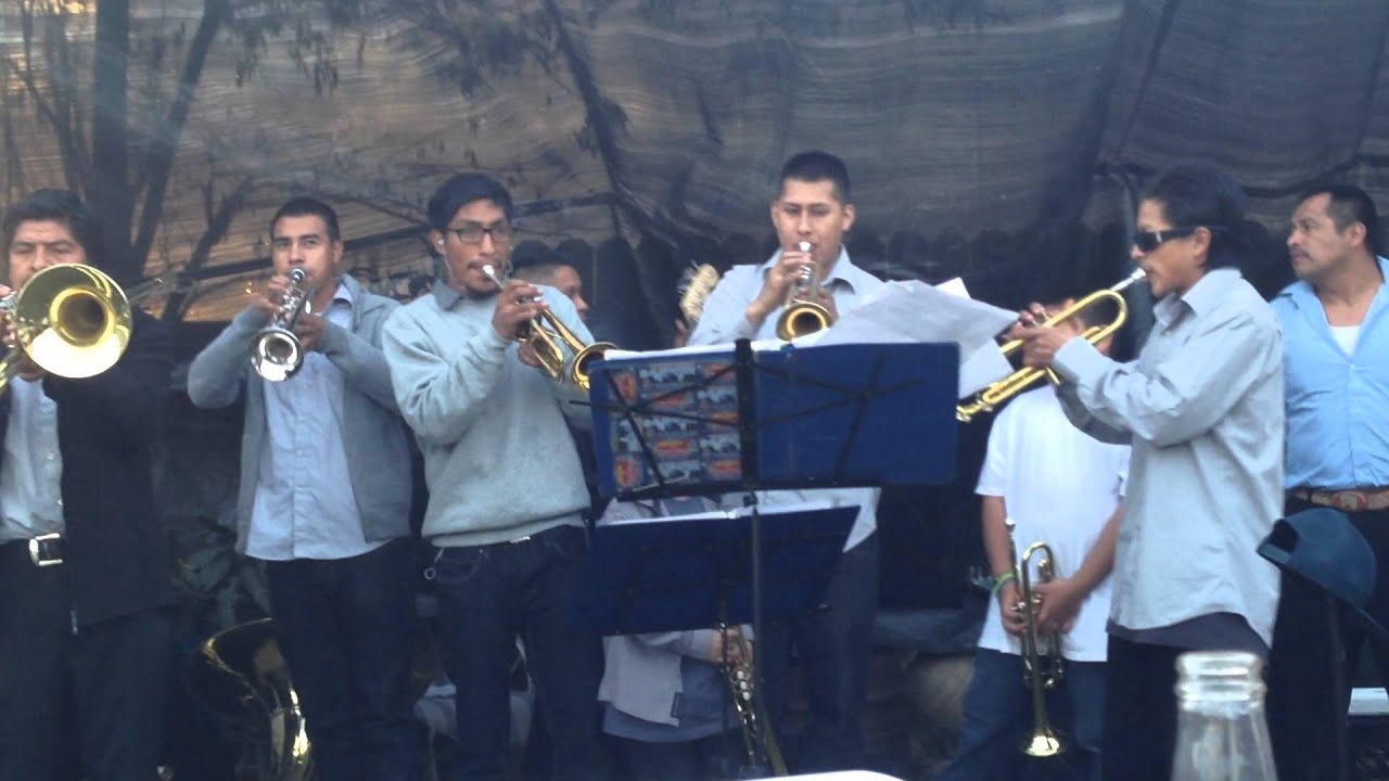 BANDA FAVORITA DE SANTA MARIA HUIRAMANGARO