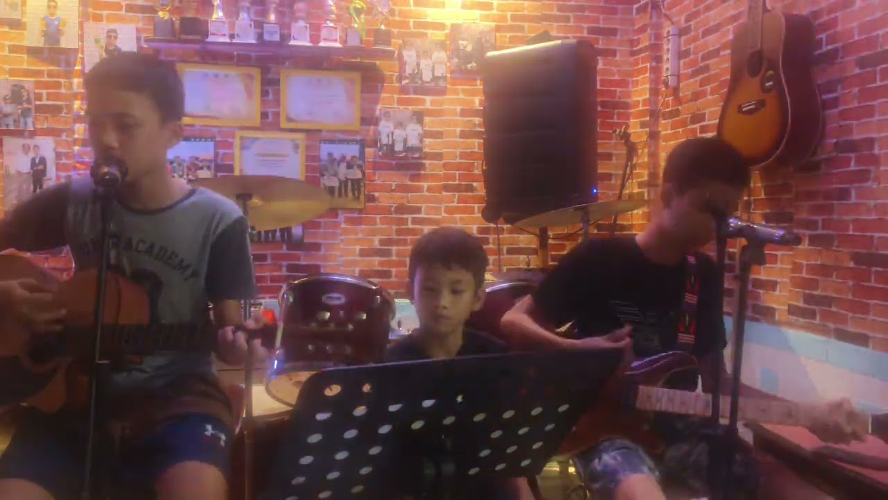 Trio Rj Manru ( Californication ) by: Red Hot Chili Peppers