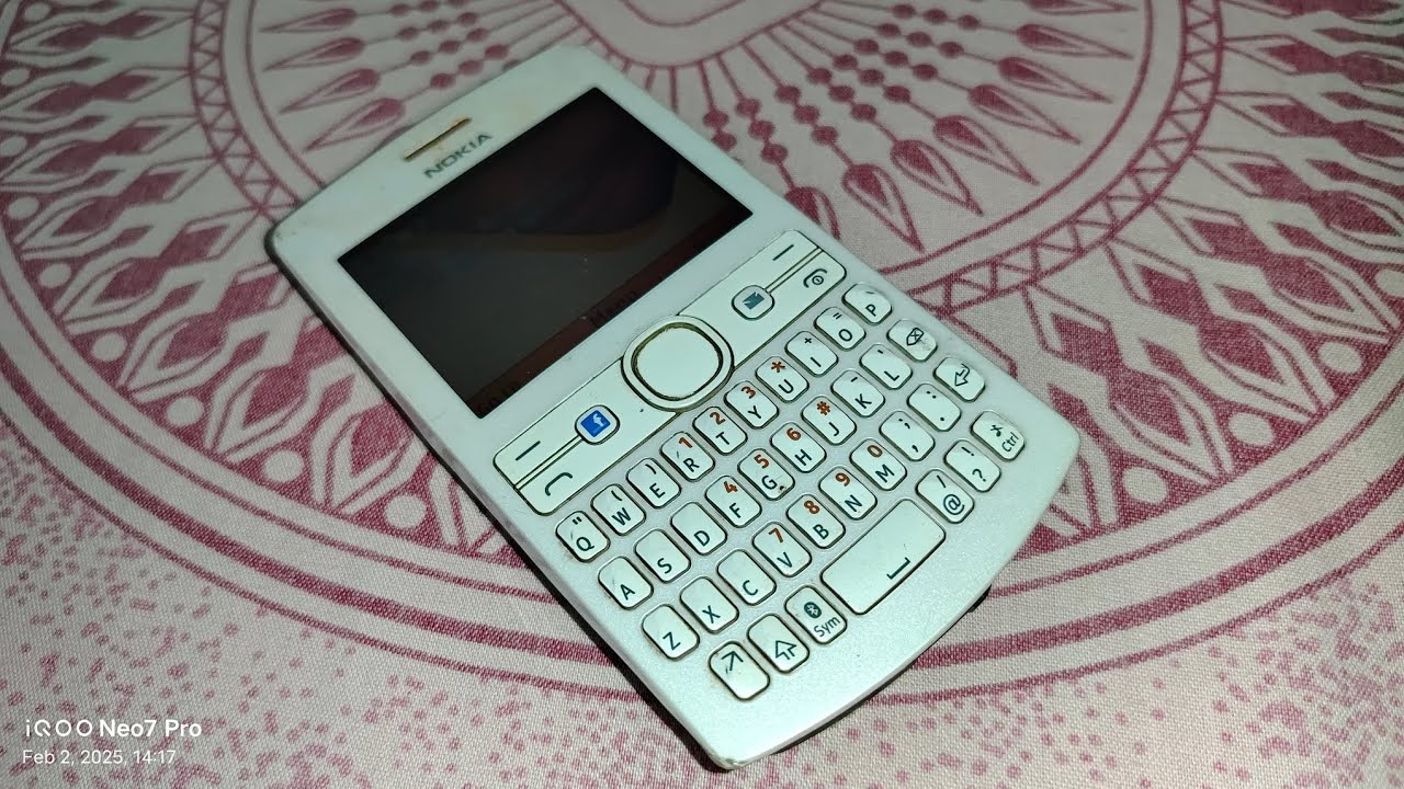 This nokia keypad phone was the king at that time | Nokia Asha 205 