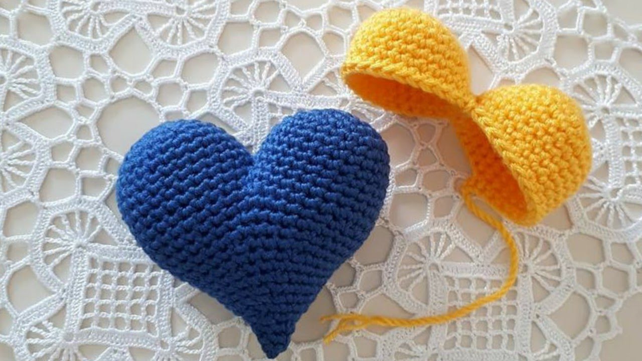 Hand Embroidery Heart free crochet pattern/ easy heart design tutorial