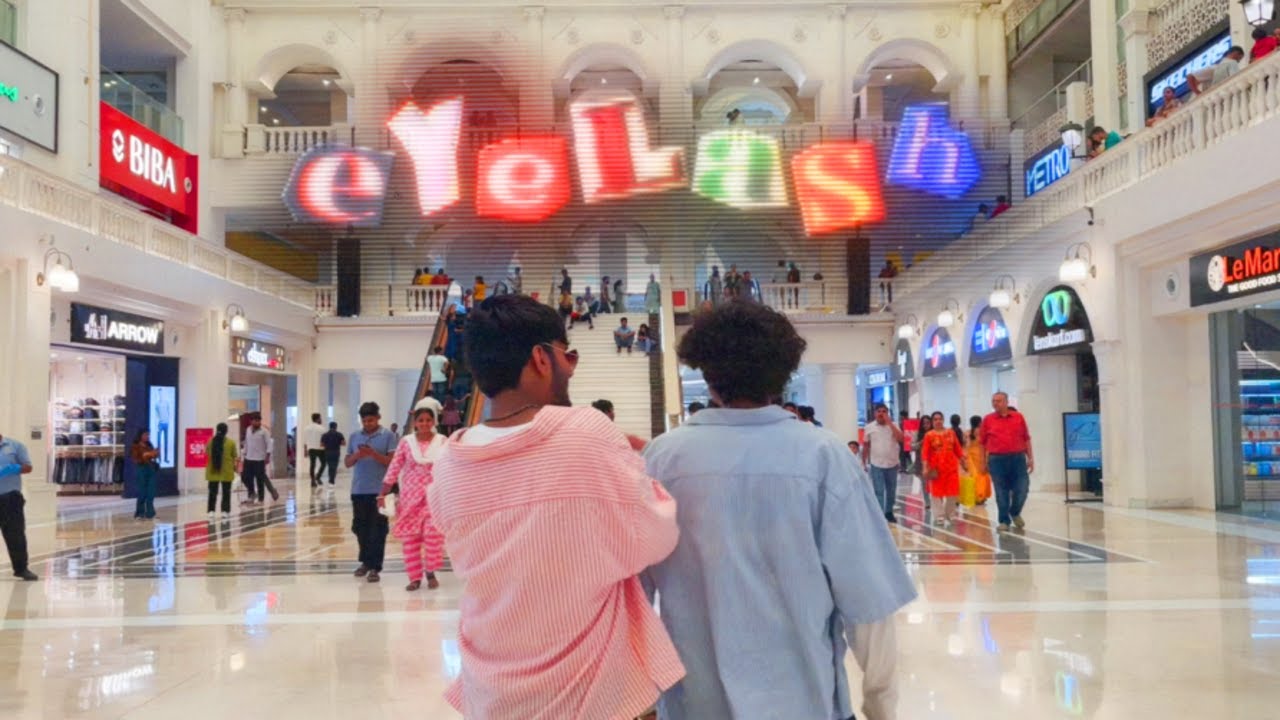Aryn - eyelash (Official Video) ft. Moksh