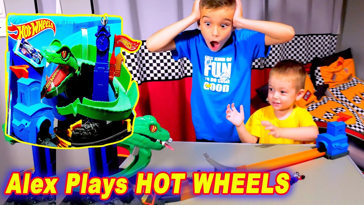 Alex Asterakia Plays HOT WHEELS with his brother Odyssey , Kid's channel for FUN
