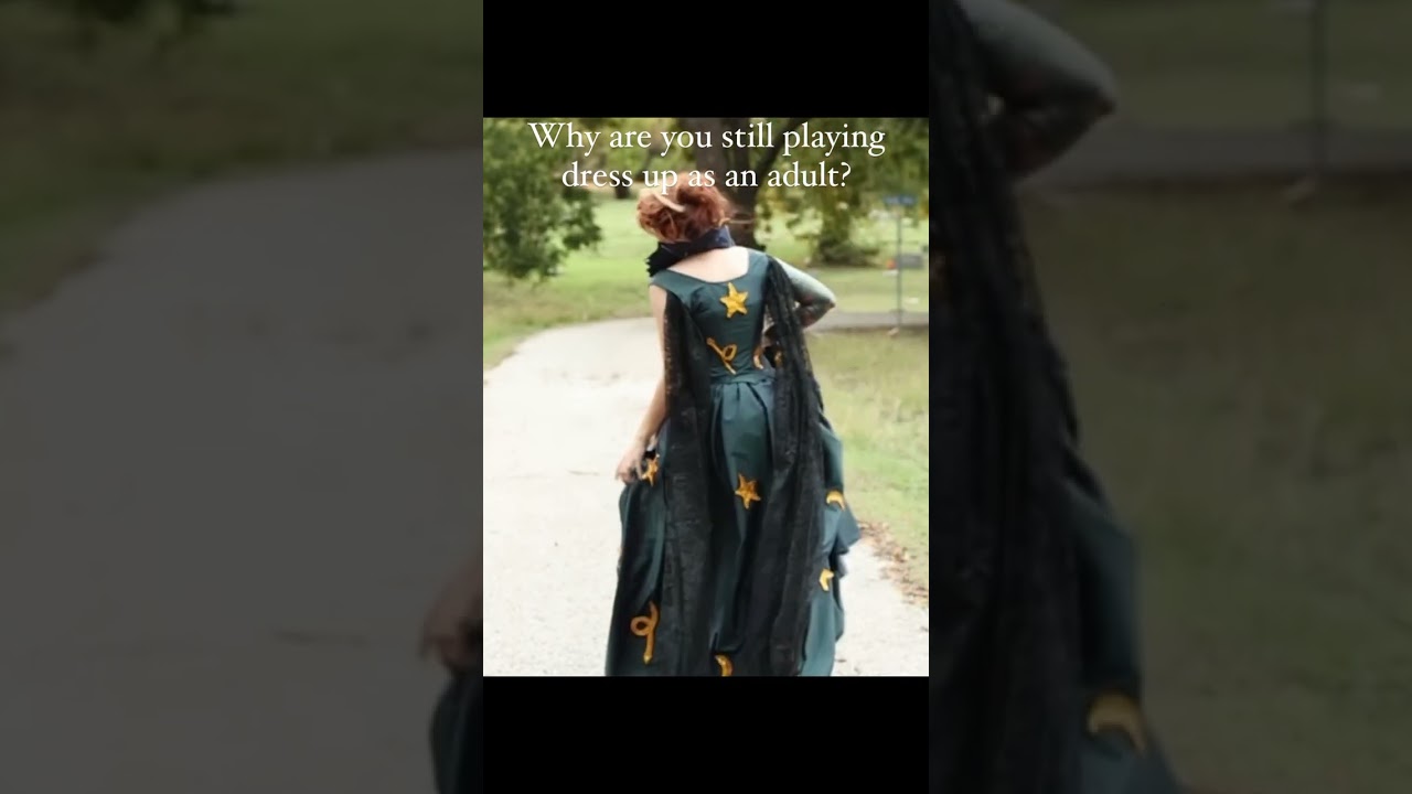 Victorian Sorceress costume #memadewardrobe #sewing #halloween #vintagesewingpatterns #victorian