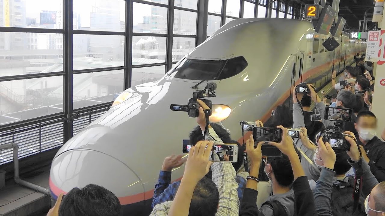 東北新幹線 E4系Maxラストラン新花巻駅(高速通過)・盛岡駅(発車) E4 series Shinkansen Last Run