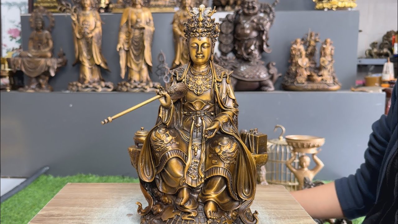 Mẫu Diêu Trì, Bộ Tượng Tam Thanh Đạo Giáo, Linh Thú Huyền Vũ