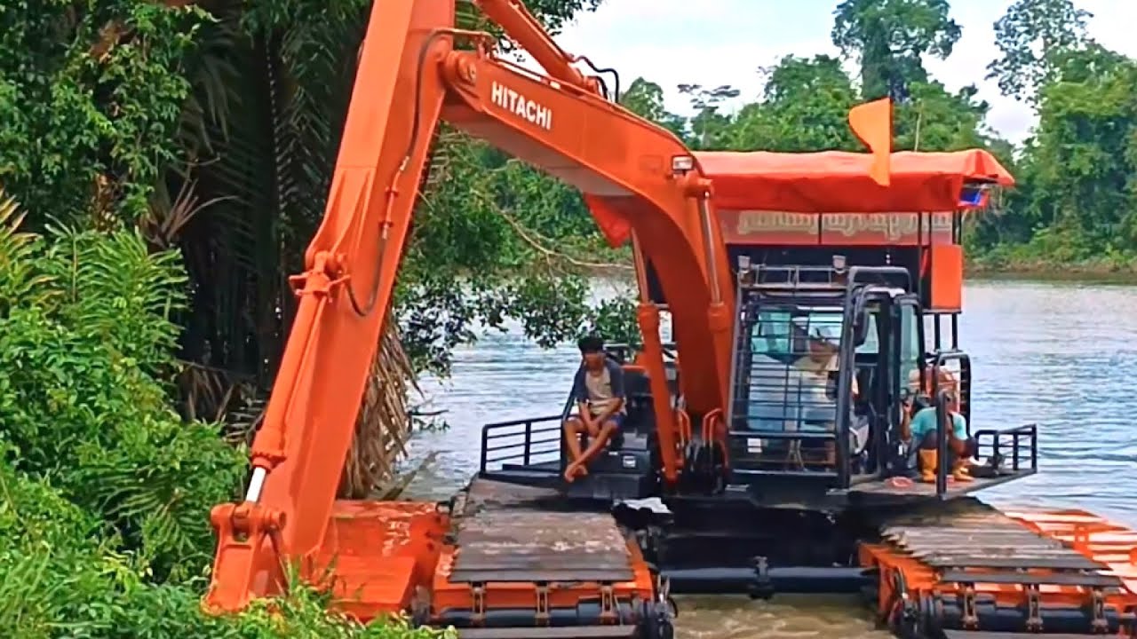 Hitachi Excavators Repair Water Channels in the Forest - Heavy Machinery & Equipment #97