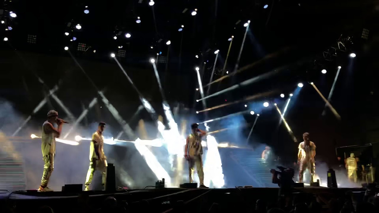 CNCO - Fiesta En Mi Casa ft. Karol Sevilla en el Hipódromo de Palermo 2018