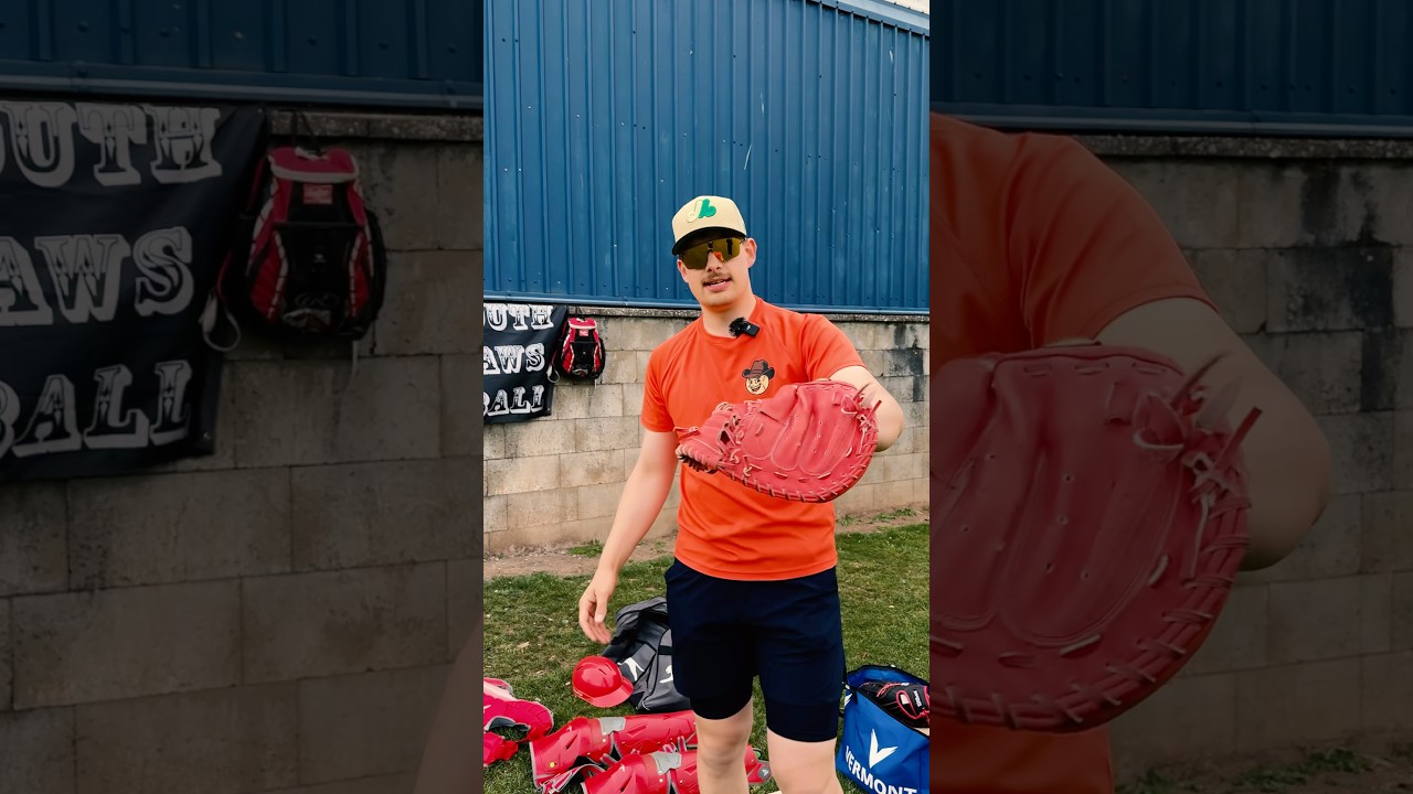 What&rsquo;s in the bag (🇬🇧 Catcher edition) #baseballszn #baseball #baseballseason