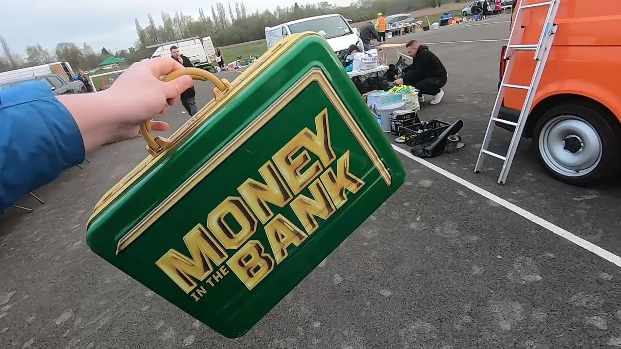 MONEY IN THE BANK - Car Boot Sale - Buying to Sell and Make Money Online - UK eBay Reseller