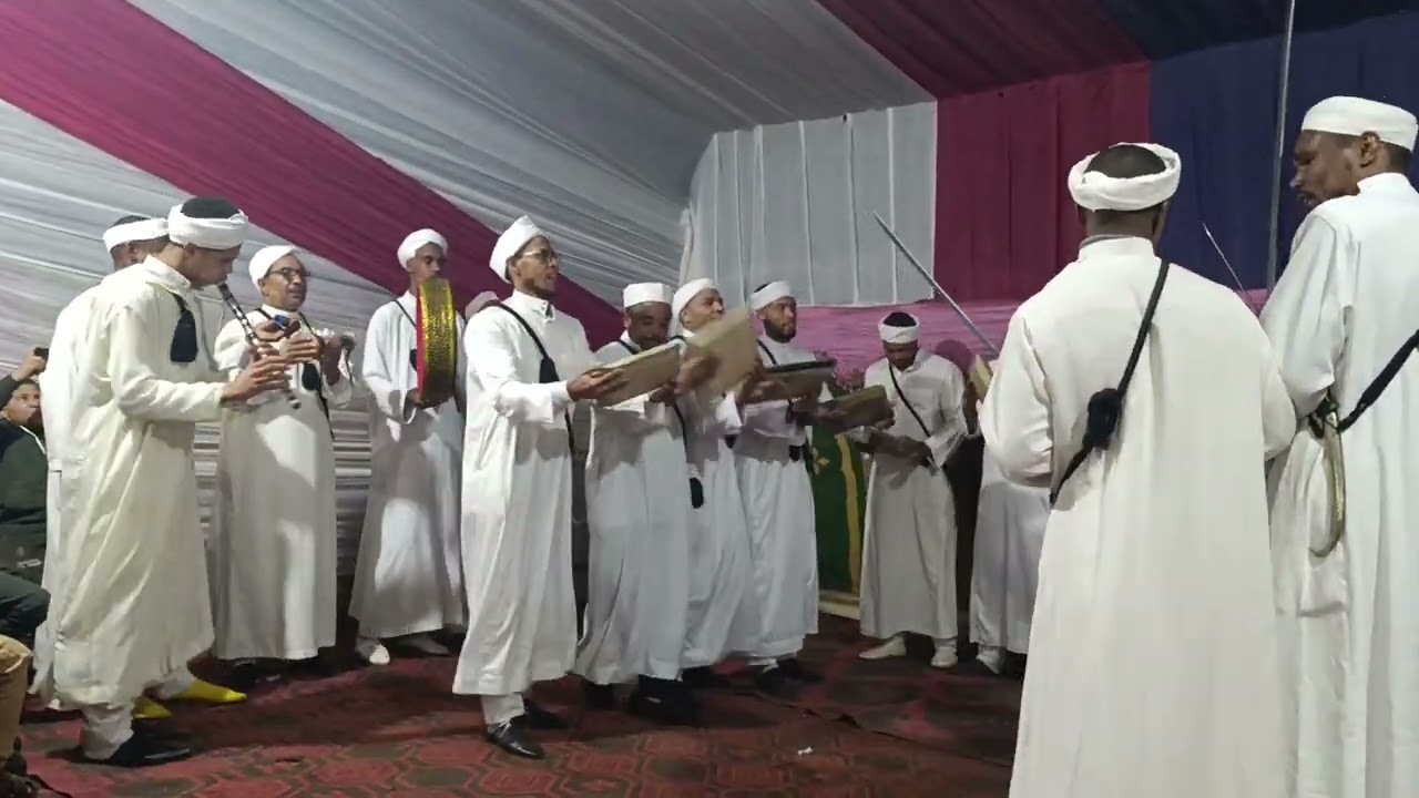 طرح جميل بمناسبة حفل زفاف مع الشيخ ابراهيم والمجموعة عطاكم الله الصحة ياودي 🌴⚔️