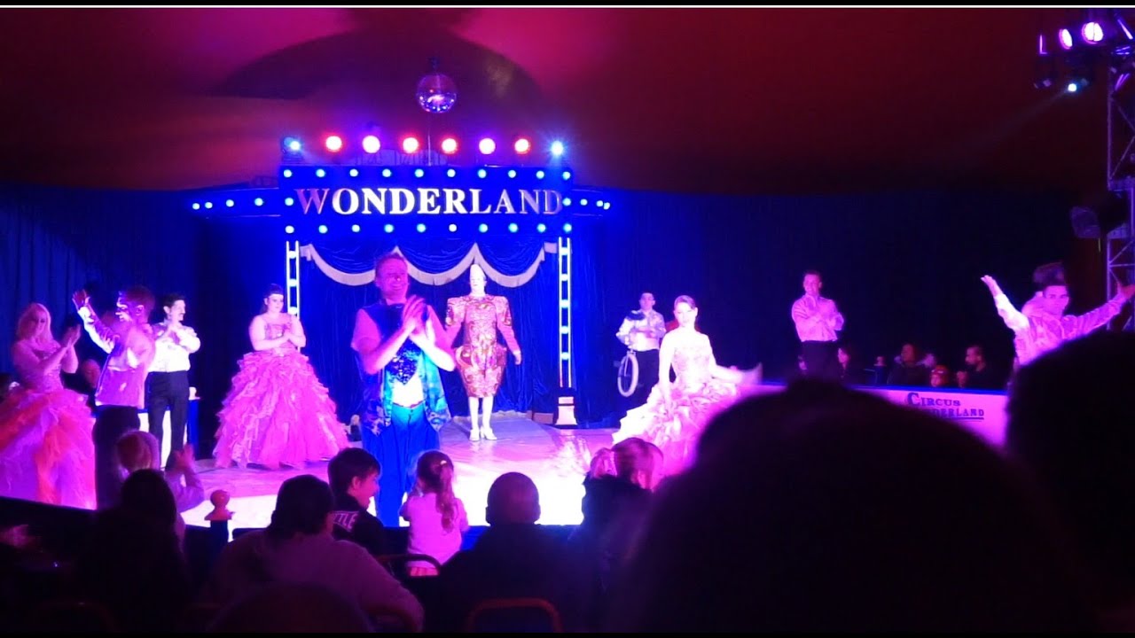 UK CIRCUS WONDERLAND