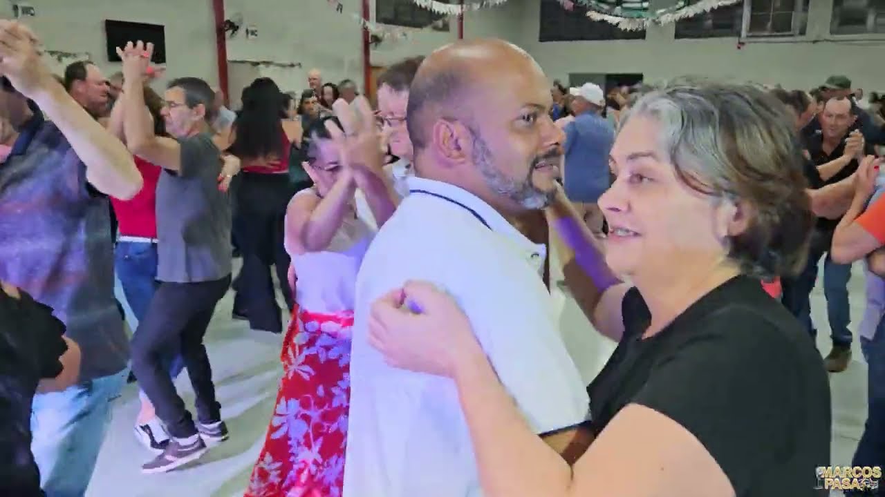 Vem Dançar Forró que Tá Bom Demais com Marcos Pasa