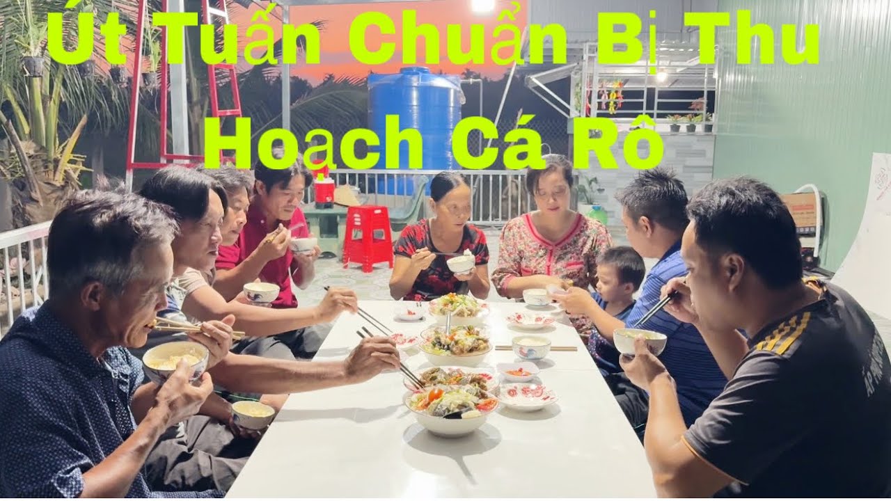 Nhờ Mấy Anh Em Phụ Giúp Út Tuấn Mới Làm Xong Cùng Buổi Cơm Gia Đình l #TĐVLOG 