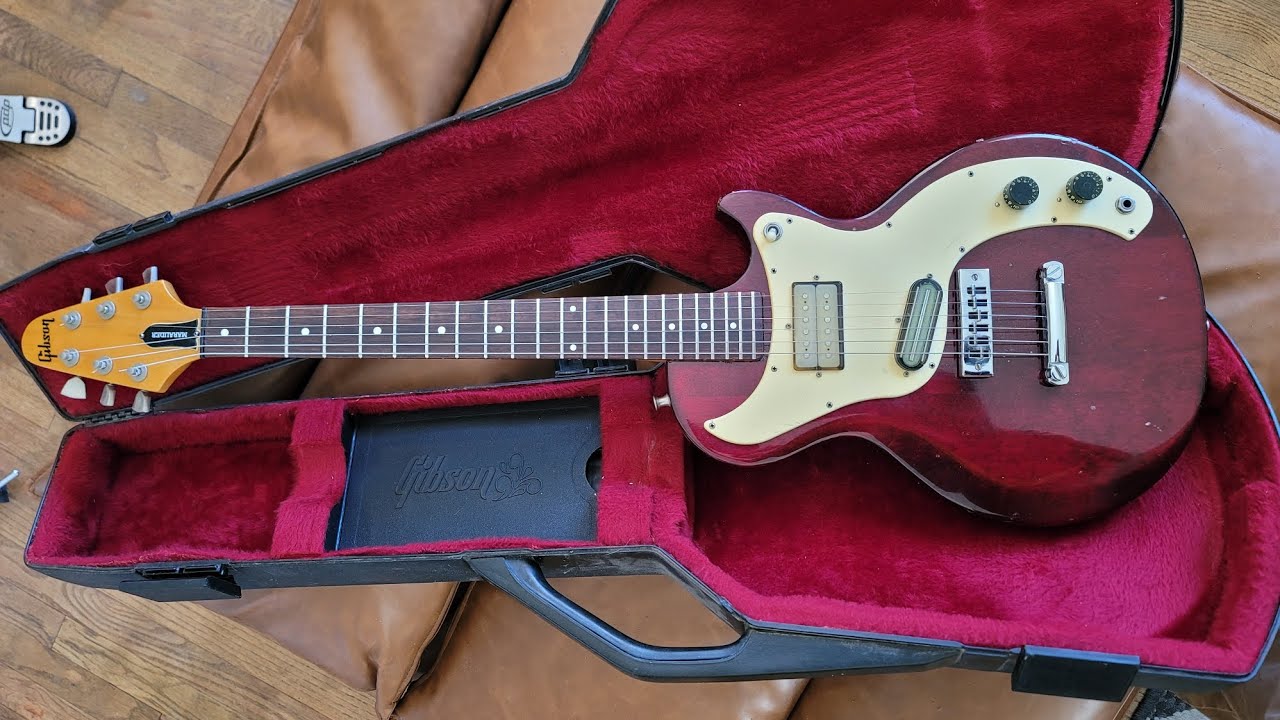 Gibson Marauder - 1974-1975 Wine Red
