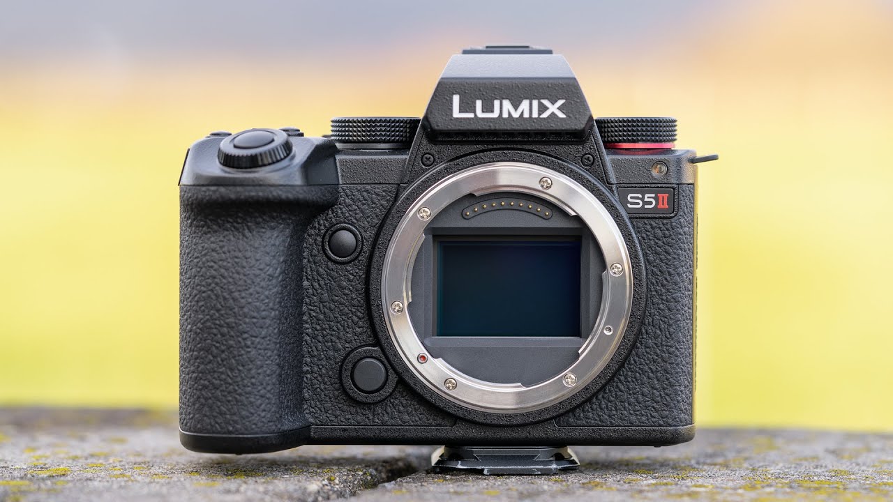 Обзор Panasonic S5 II — наконец-то с фазовой автофокусировкой [ Lumix S5II ]