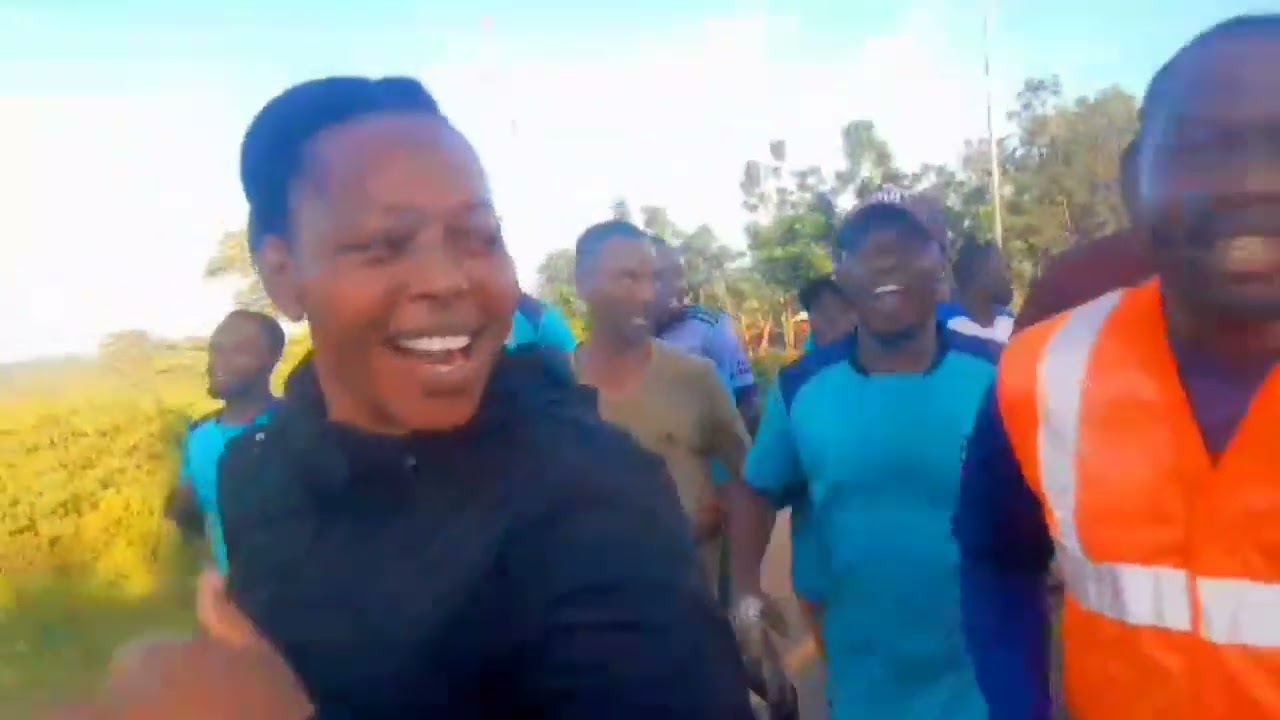 TANZANITE JOGGING CLUB: MPELEKE MTOTO SHULE - CHENJA KALI ZA MABIO KWA VIJANA WANAOPENDA MAZOEZI