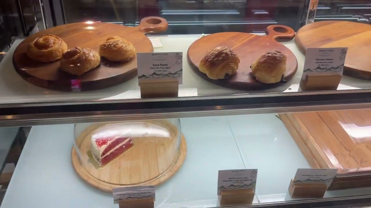 5 2024/11/29ホテルロビー　メルキュール ダナン フレンチ ビレッジ バナ ヒルズ Mercure Danang French Village Bana Hills No.5