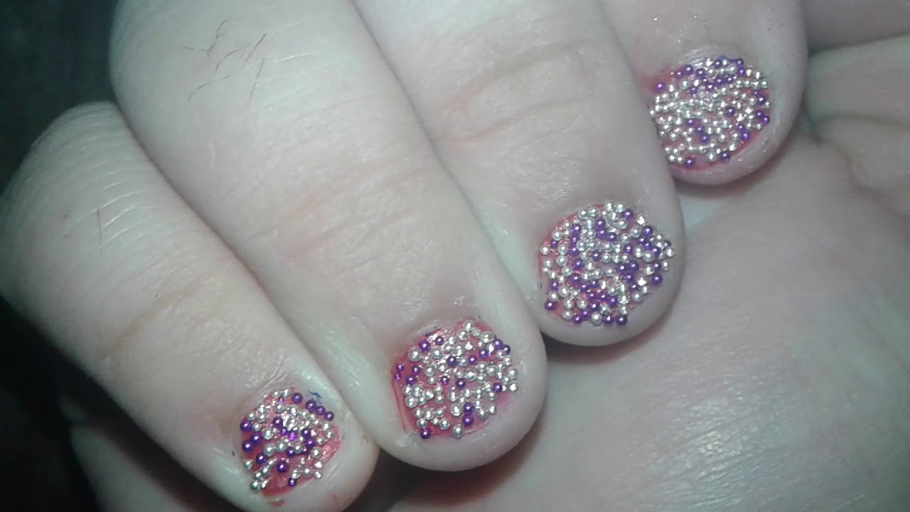 DIY GLITTER NAIL ART