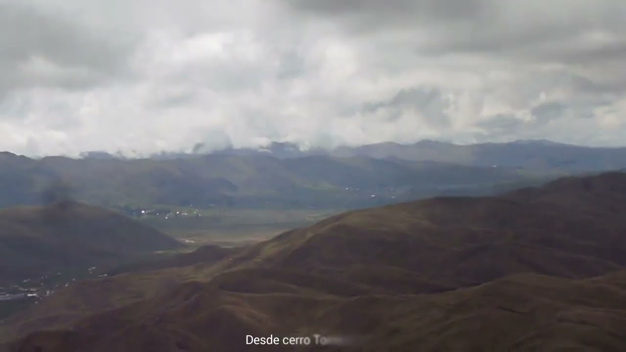 CERRO TORRECCACCA y LOS POBLADOS ALEDAÑOS: Vista desde lo alto de su cima (Túpac Amaru, Canas-Cusco)