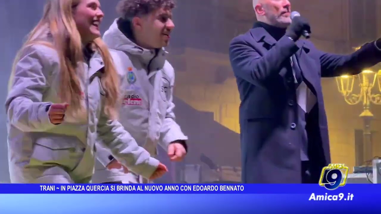 Trani - In Piazza Quercia si brinda al nuovo anno con Edoardo Bennato
