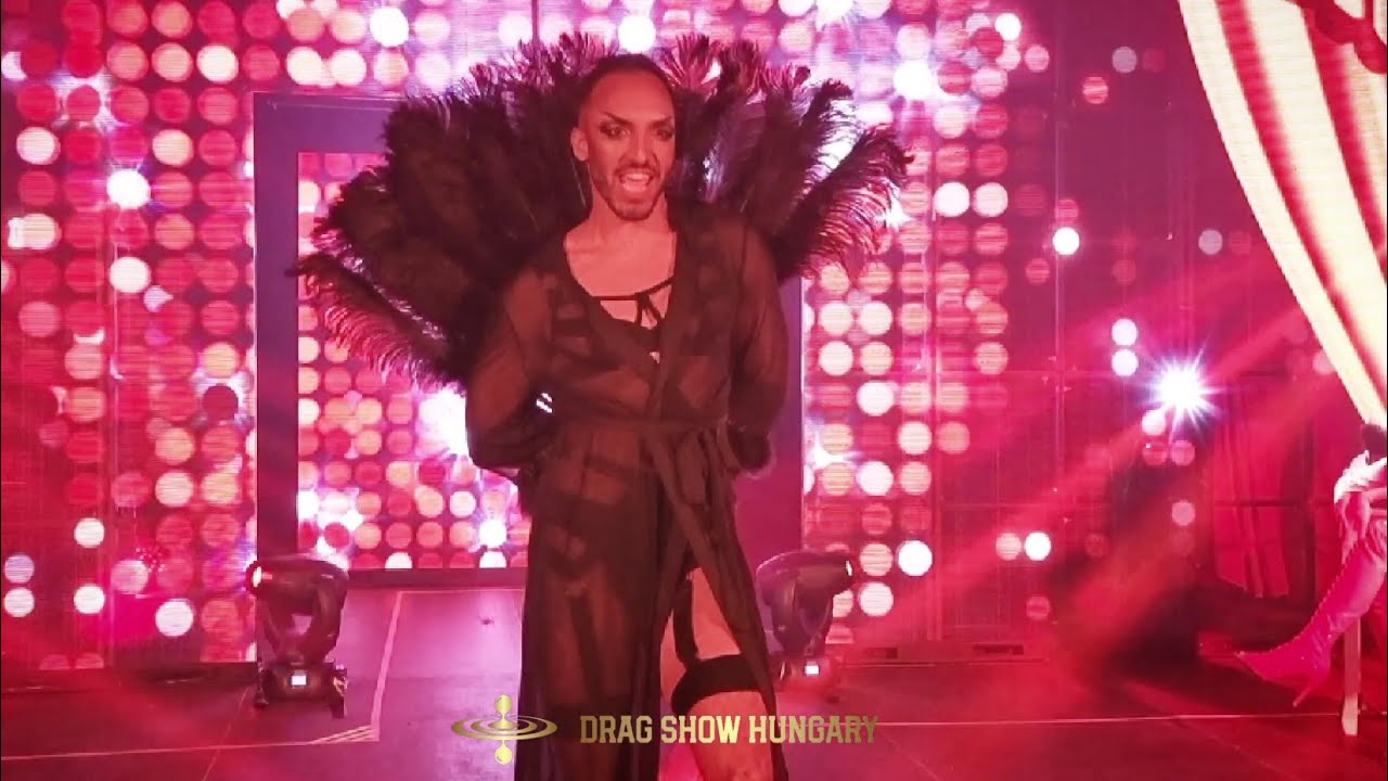 Drag queens in a sexy gay show in Triton Party Budapest :: Hot dancers and performance :: Part II