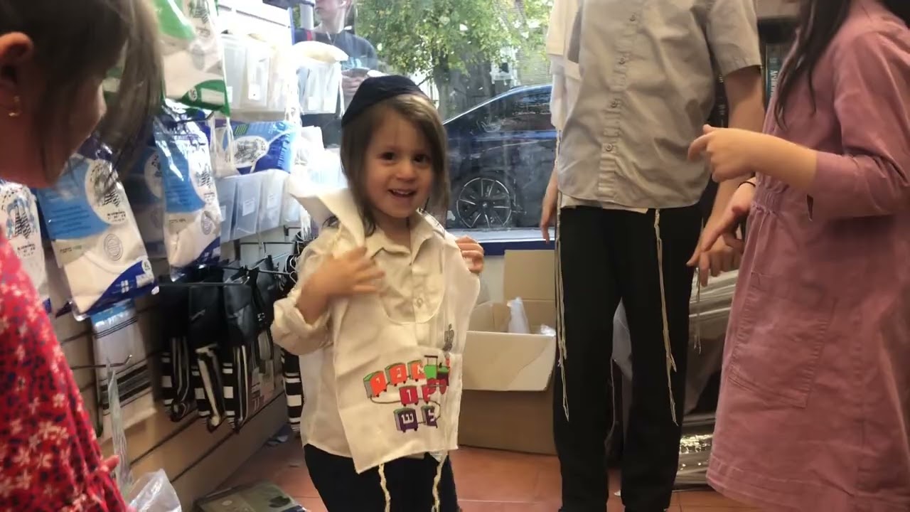 Azriel's Upshernish video