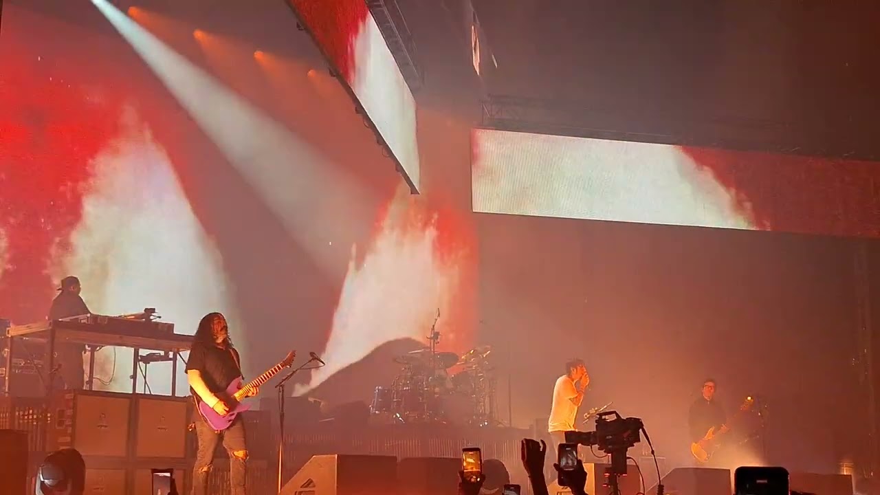 Deftones - Hole In The Earth (Live in Glasgow 13/02/26)
