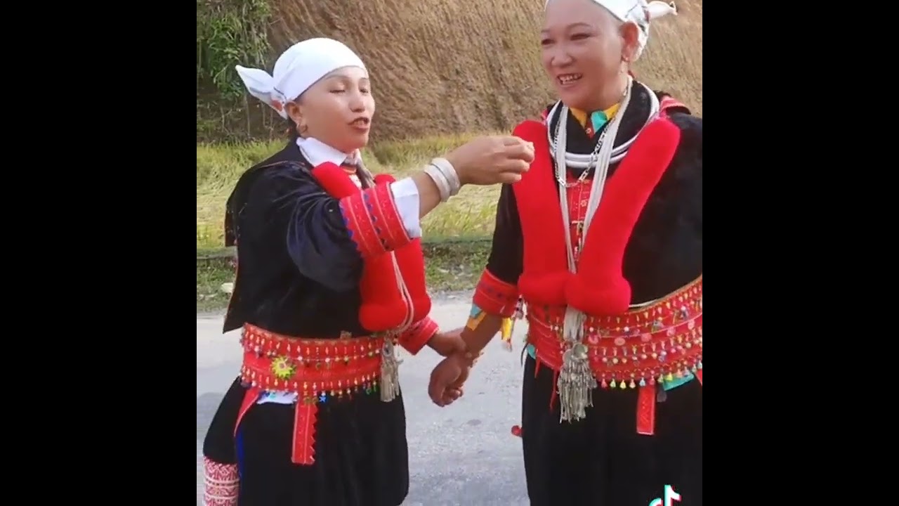 Hát dân tộc dao đỏ bài 156.