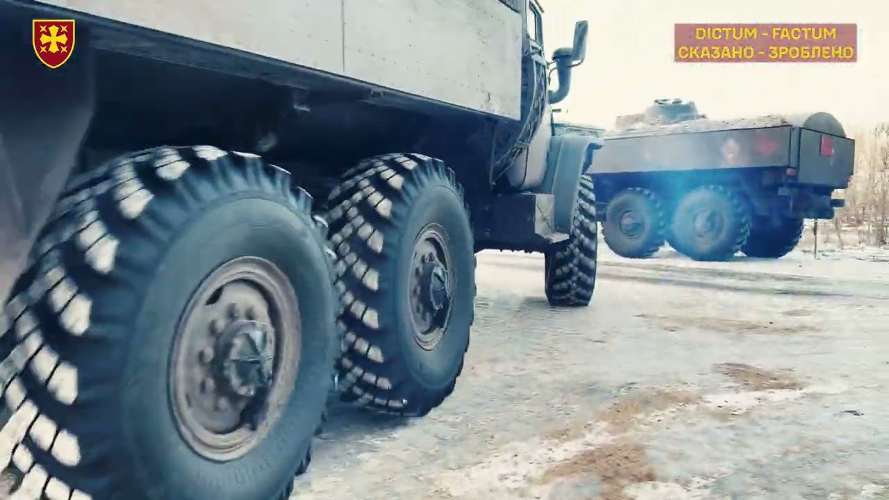Вітаємо фахівців служби пально-мастильних матеріалів із професійним святом.