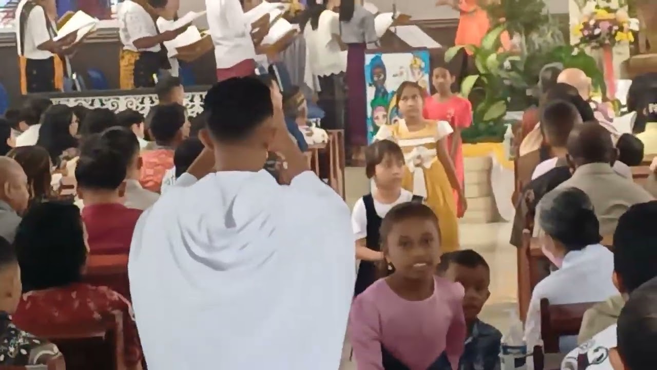 Tollite Hostias, Salve Regina Choir. Paroki Imanuel Sanggeng Manokwari