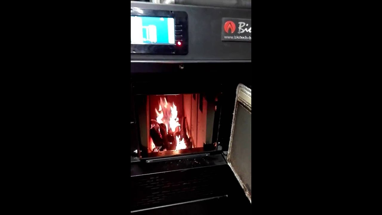 Video caldera gasificación leña Biotech HVZ 25 by LKN Sistemes instalada por JBP Instal·laions.