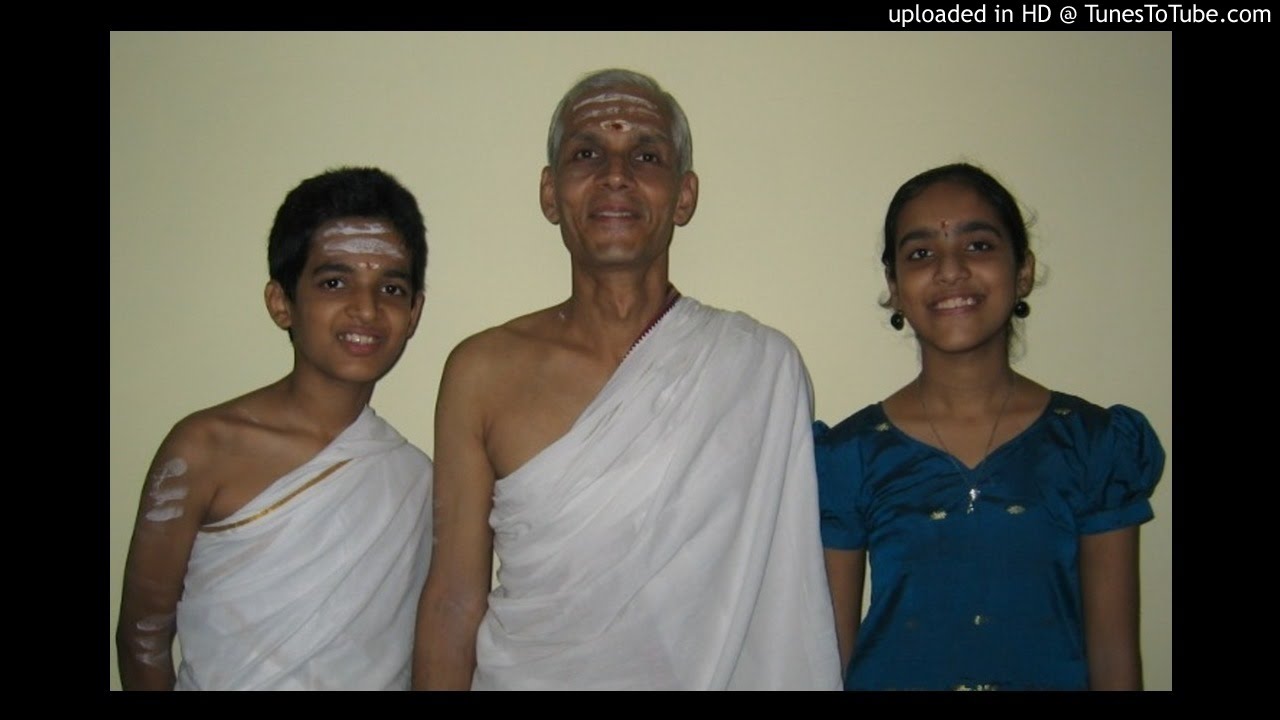 Ganapathy Atharvasirsha Upanishad chanted by children Srihari and Lakshmi with their father Arun