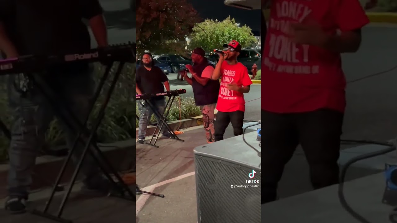 Unkut Band Tink Jones feat Smurf (weapon)