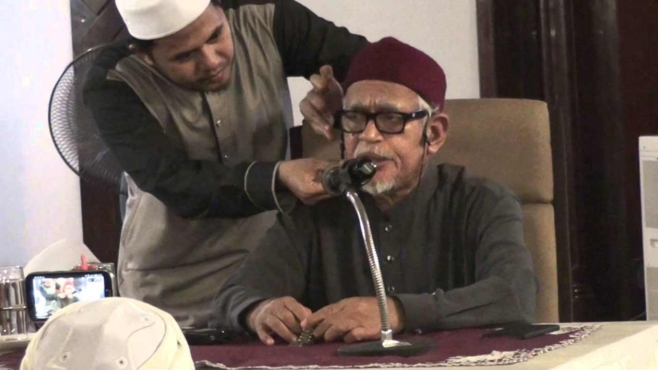 Masjid Al-Mukarramah : Ceramah Perdana oleh Tuan Guru Haji Abdul Hadi bin Awang - 21032016 - Part 1