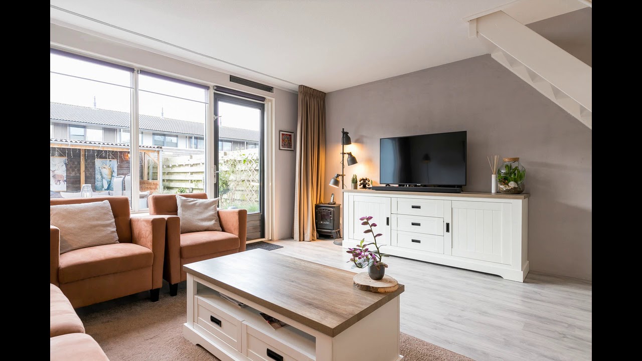 Januaristraat 77, Almere