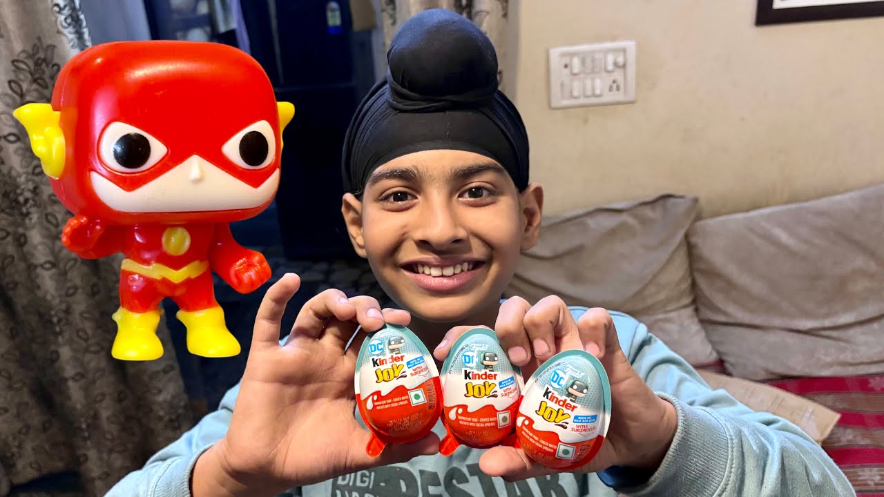 Unboxing New Kinder Joy DC Edition 😍