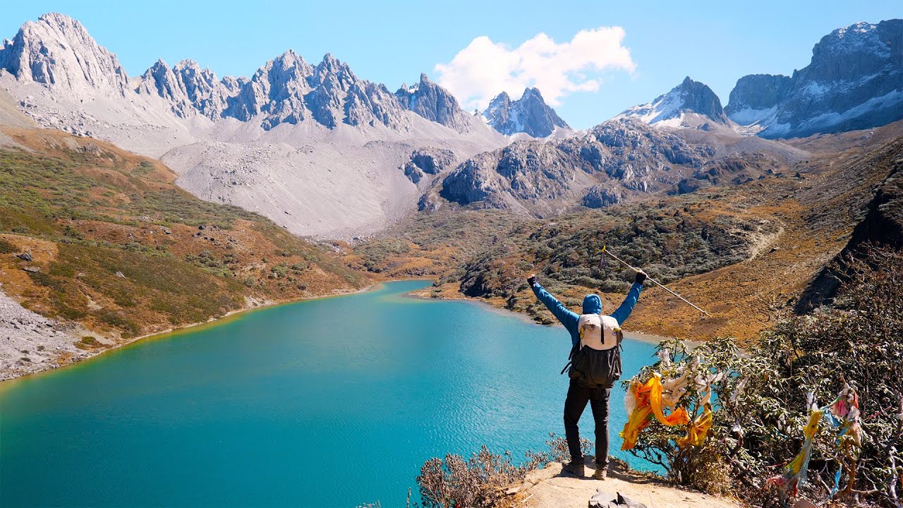 山河志｜镶嵌在天宝雪山深处的蓝宝石，香格里拉阿布吉措徒步