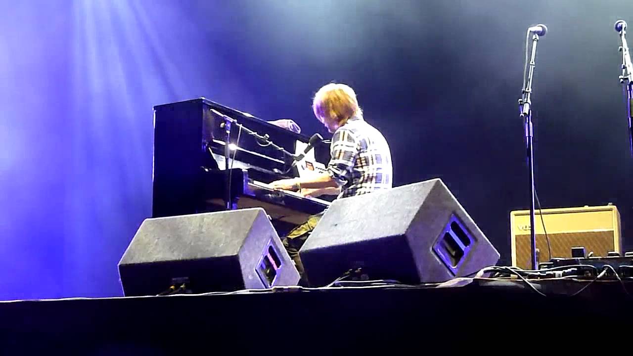 Thom Yorke - Planet Telex (solo gig at Big Chill Festival 2010)