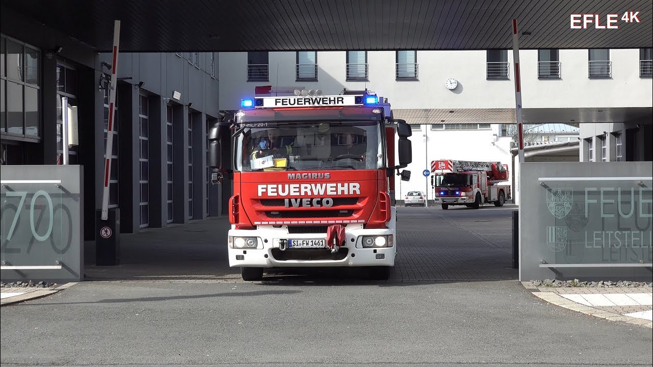[Zugführer winkt mir] ELW, HLF und DLK Feuerwehr Siegen