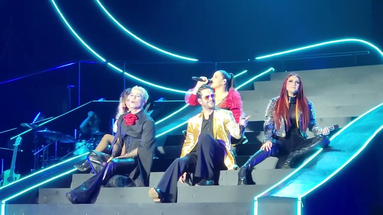 RBD / Cerquita de ti